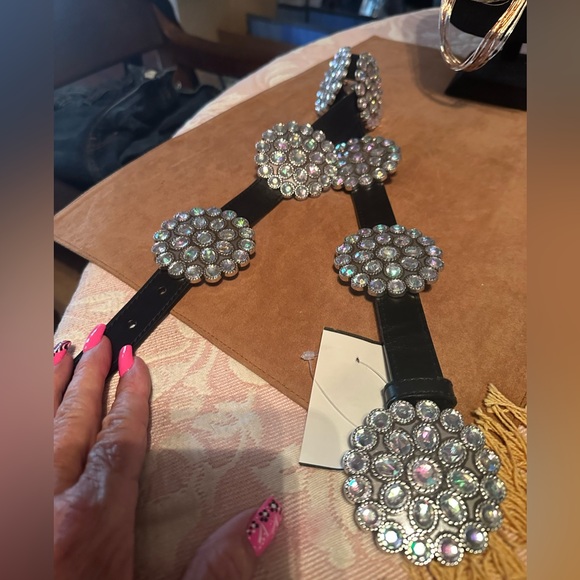 Accessories - Cute Crystal Concho Belt